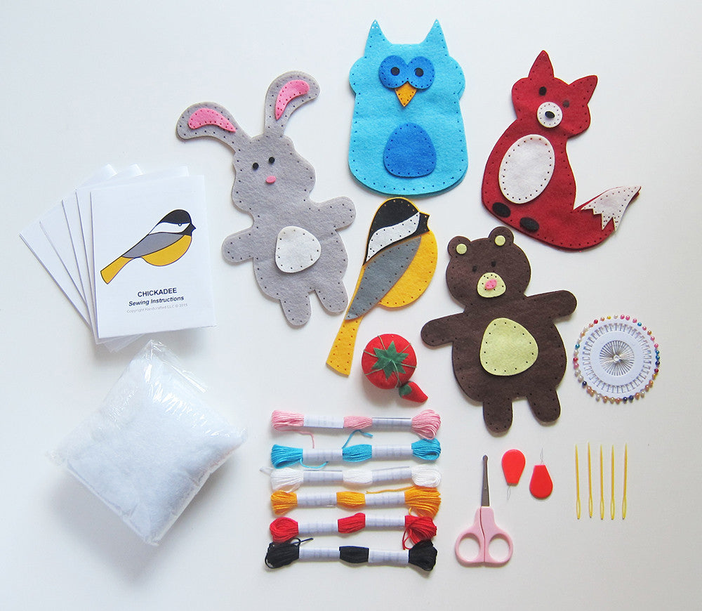Woodland Animals Sewing Craft Kit for Kids  -  This adorable arts & crafts sewing kit compels kids to drop their electronic games and learn the timeless craft of hand-sewing and creative play. A wonderful shared craft activity for children. Each craft project offers hours of unsupervised, artful fun for girls and boys ages 7 to 12 years old.